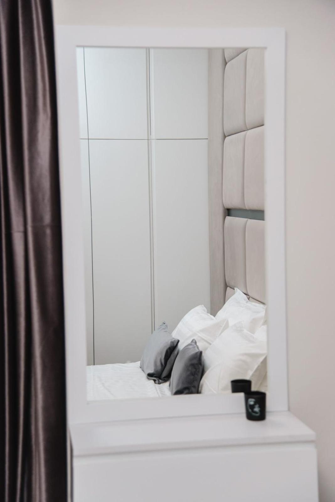 Luxe Haven B22